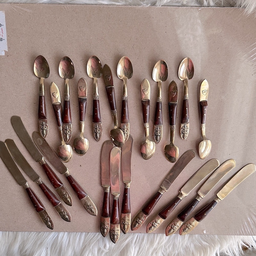 VINTAGE SIAM Gold and Brown Cutlery Set